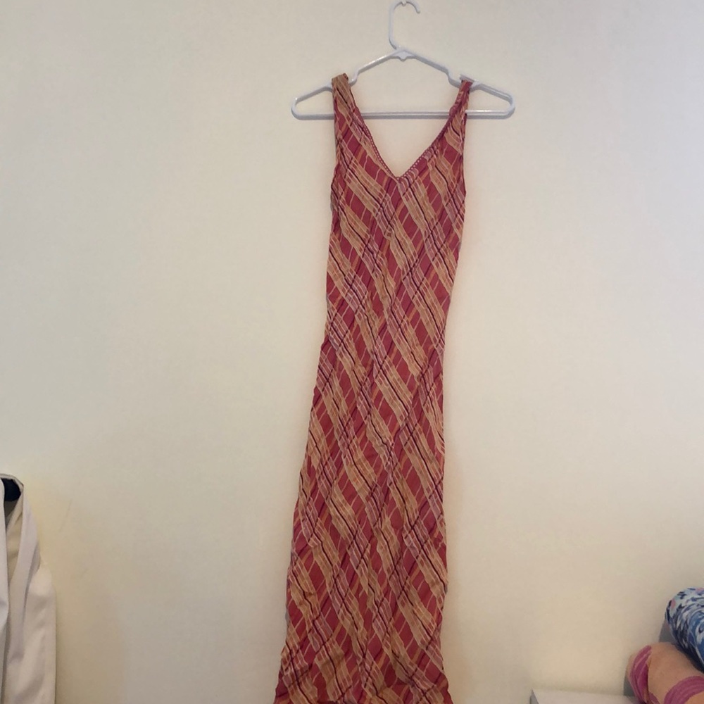 Light sundress so pretty!